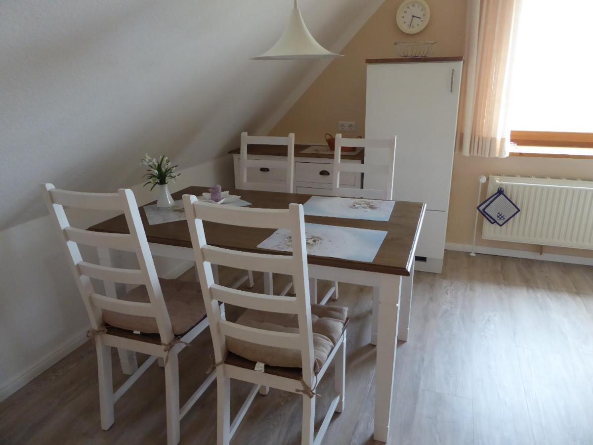 Ferienwohnungen Im Osterkoog Nordstrand Bagian luar foto